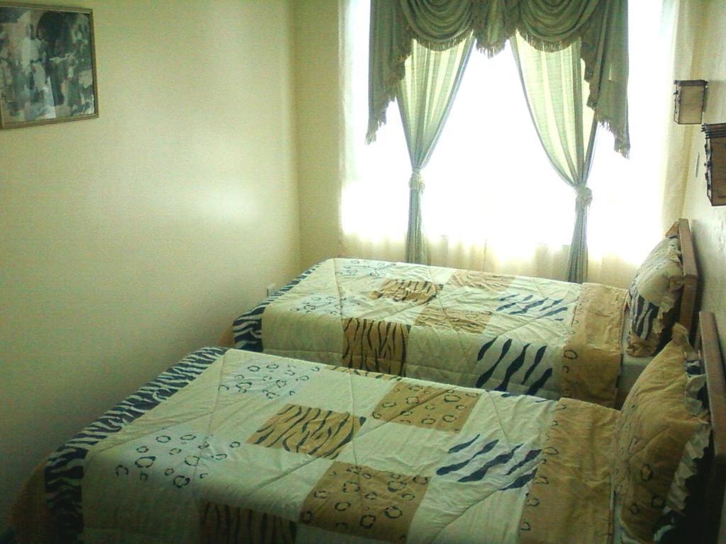 Oyo 765 Ibay Zion Hotel Baguio City Pokoj fotografie