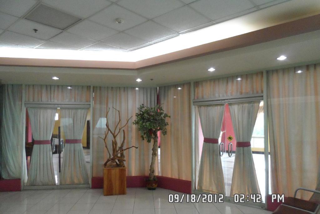 Oyo 765 Ibay Zion Hotel Baguio City Exteriér fotografie
